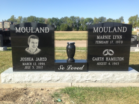 3574 – Mouland (Front)