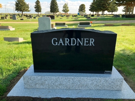 4101 – Gardner (Back)