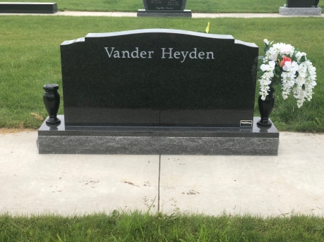 3743 – Vander Heyden (Back)
