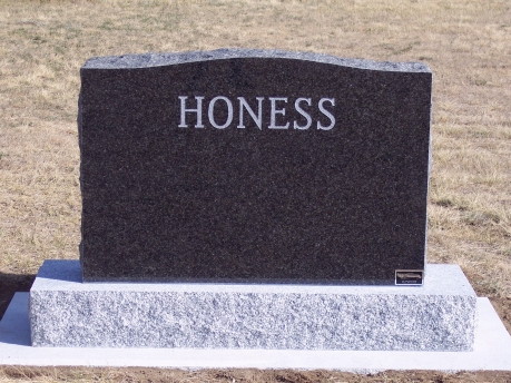 2465 – Honess (back)