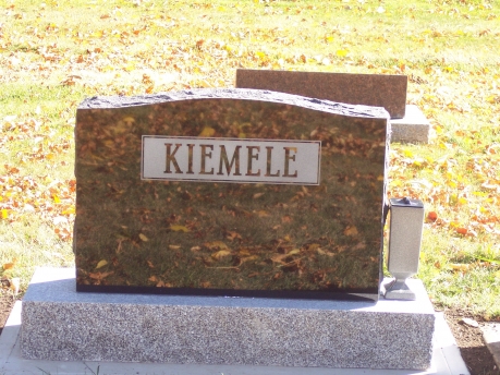 2068 – Kiemele (back)