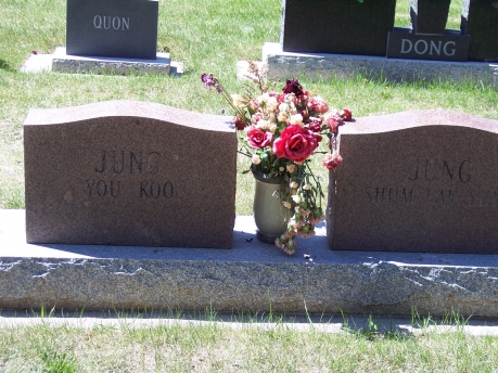 1220 – Jung (back)