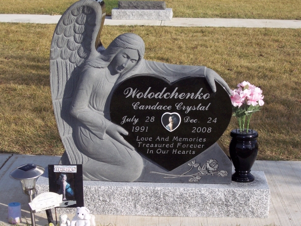 176 – KNEELING ANGEL